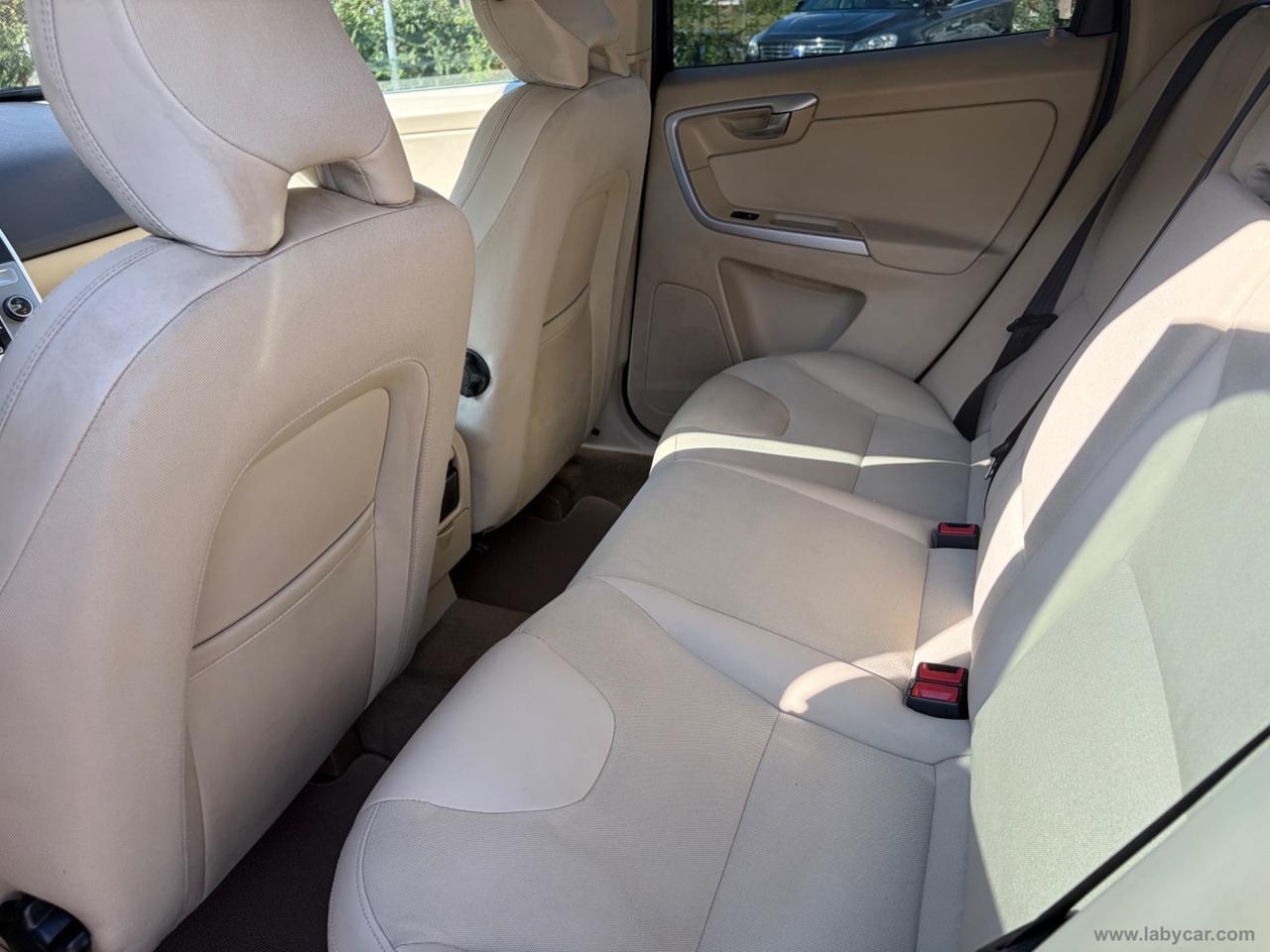 VOLVO XC60 D3 Geartronic Momentum
