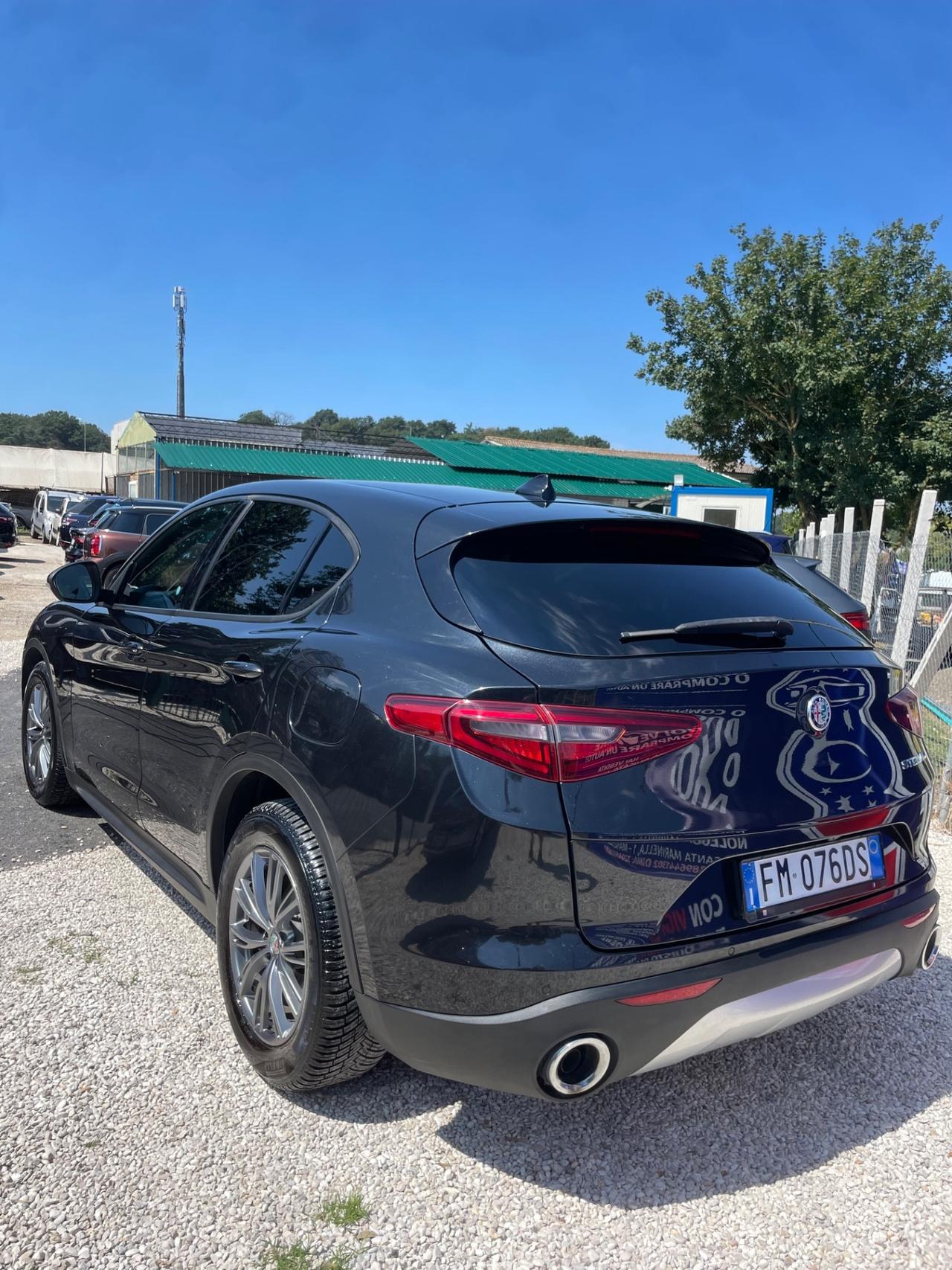 Alfa Romeo Stelvio 2.2 Turbodiesel 180 CV AT8 RWD Executive