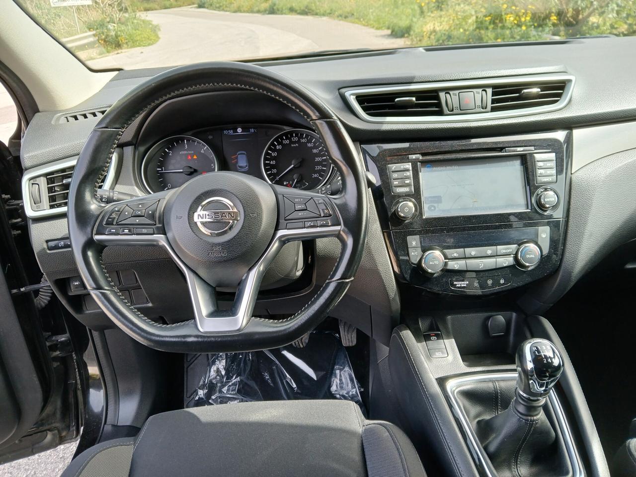 Nissan Qashqai 1.5 dCi N-Connecta