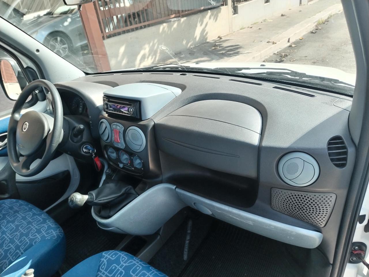 Fiat Doblo 1.9 JTD cat tetto alto pedana per disabili