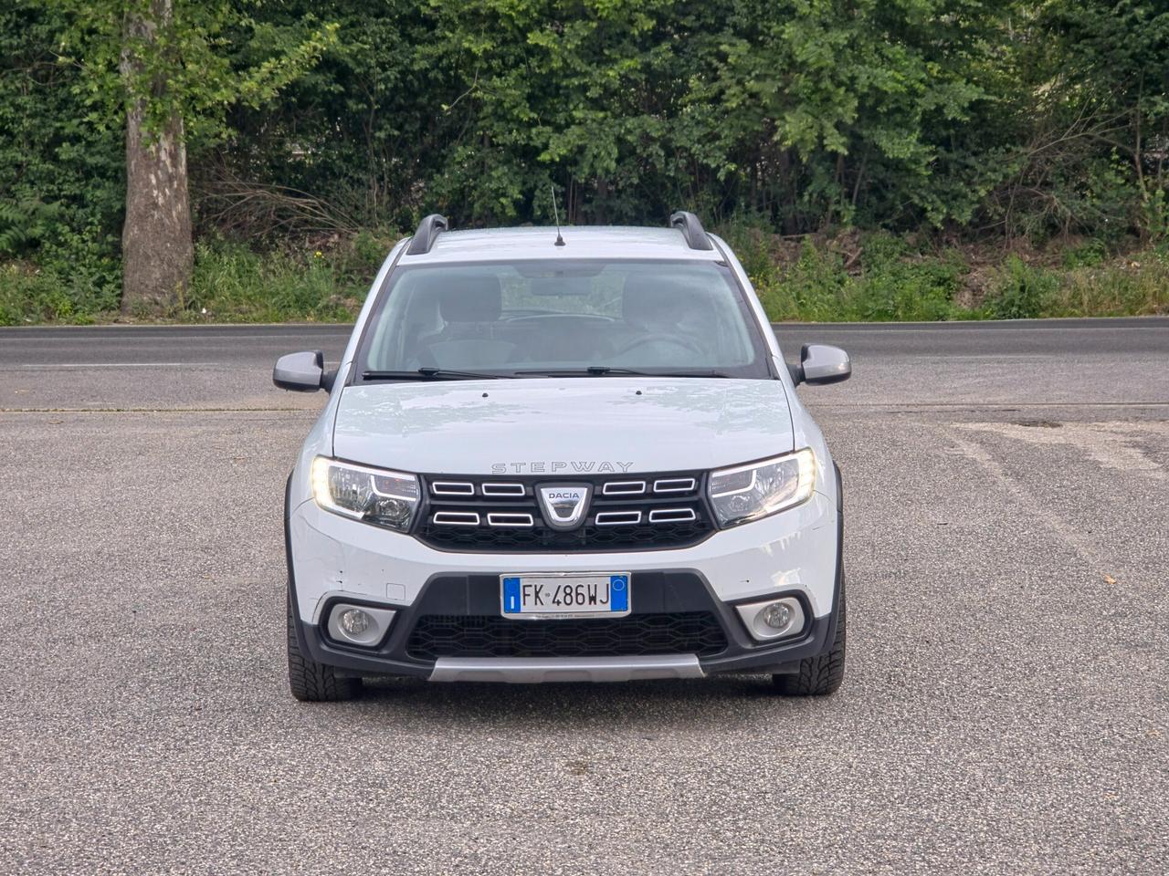 Dacia Sandero 0.9 TCe 12V T-GPL 90CV S&S Serie Speciale Brave 2017-E6 Manuale NEO