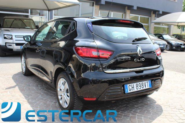RENAULT Clio 1.2 75CV 5 porte NEOPATENTATI