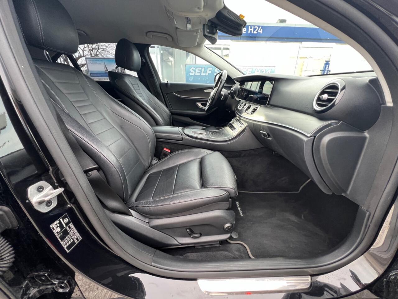 Mercedes-benz E 220 d Auto Business Sport