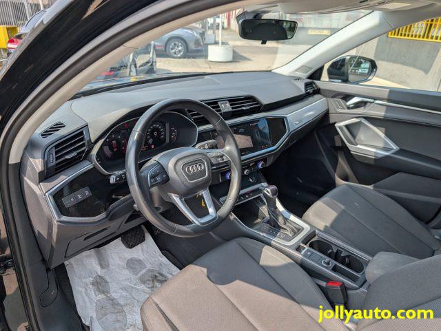 AUDI Q3 35 TDI S tronic Business