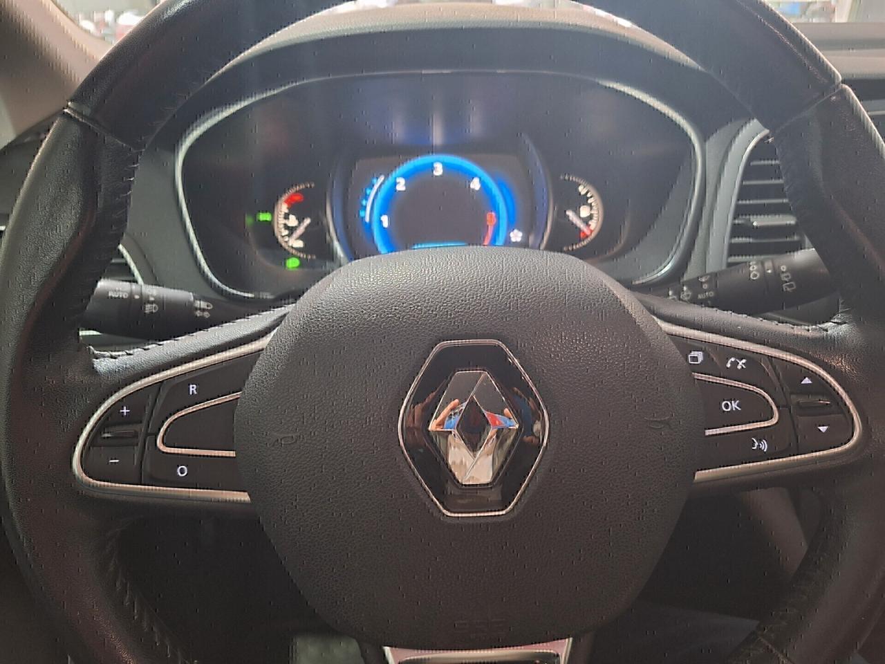 Renault Megane 1.5 DCi 110cv EDC Energy Intens