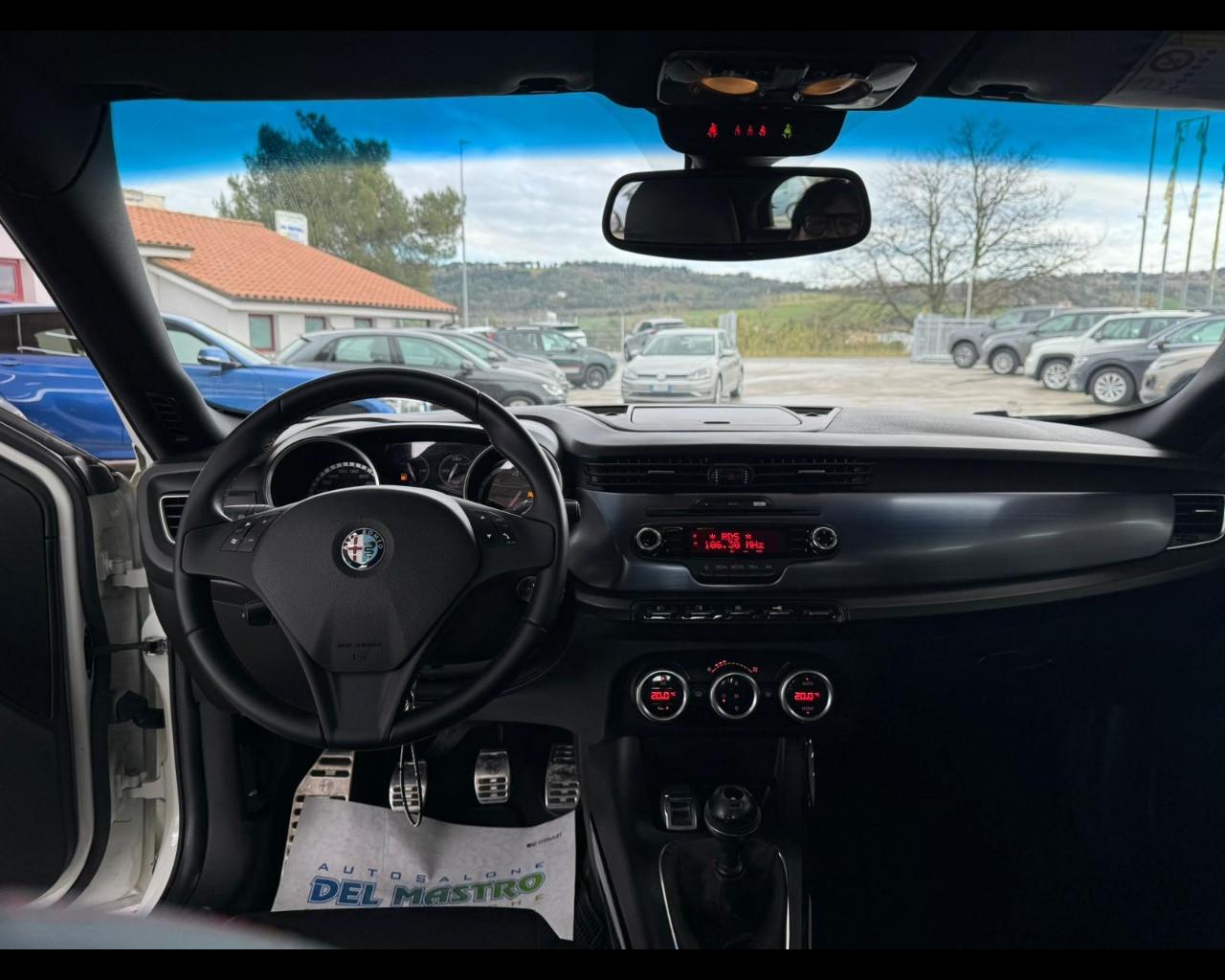 ALFA ROMEO Giulietta 2.0 JTDm Distinctive 140cv