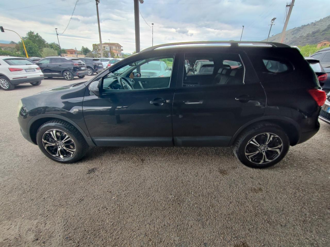Nissan Qashqai Qashqai+2 2.0 dCi DPF 4WD Tekna