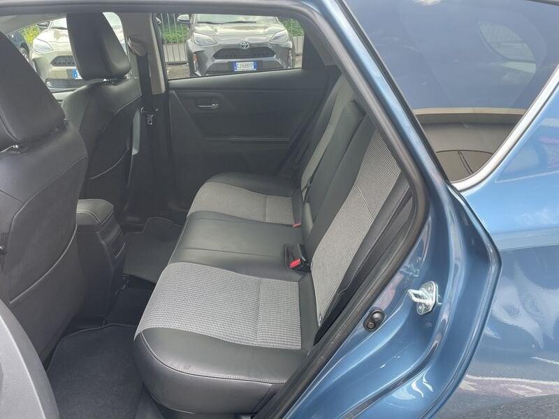 Toyota Auris 1.8 Hybrid Lounge