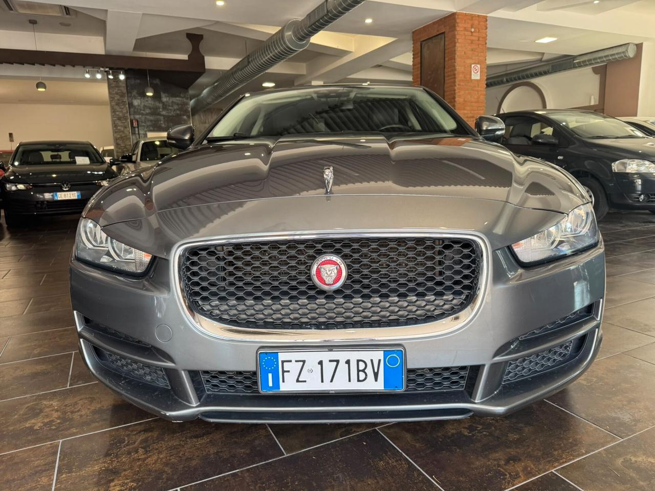 Jaguar XE 2.0 D 180 CV aut. Portfolio