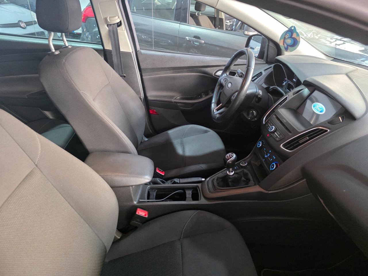 Ford Focus 1.5 TDCi 95CV TITANIUM 1 PROPRIETARIO
