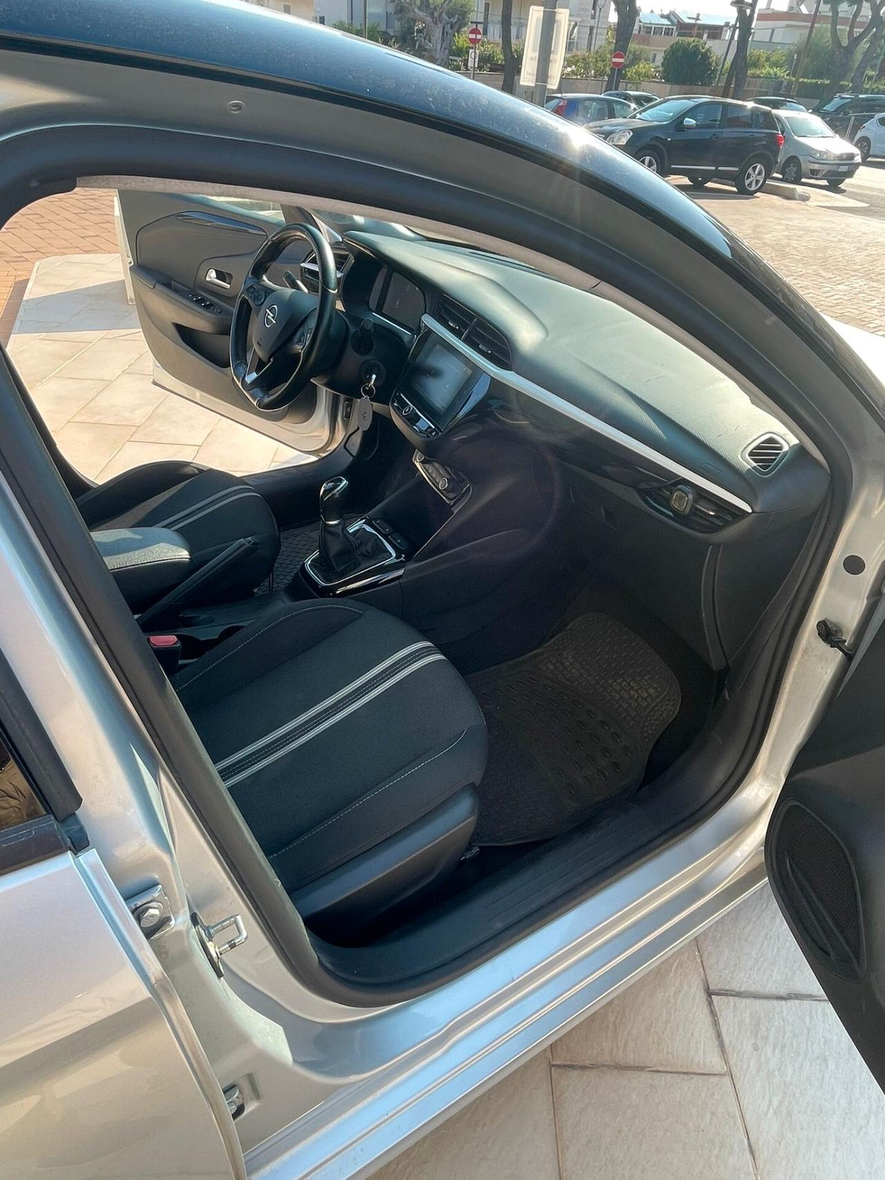Opel Corsa 1.2 Blitz Edition