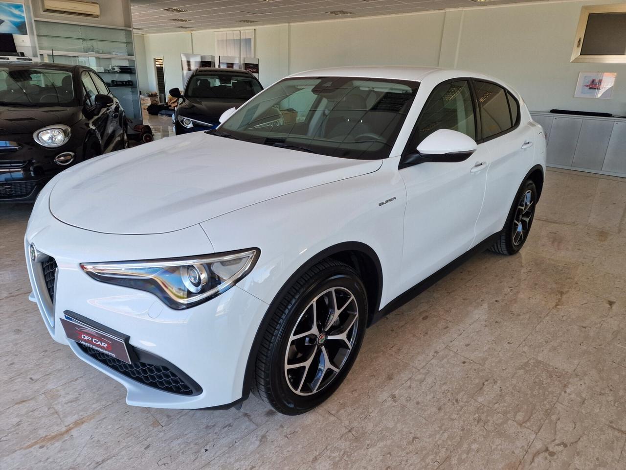 Alfa Romeo Stelvio AT8 Super 2020