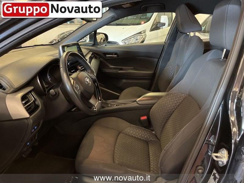 Toyota C-HR C-HR 1.8 Hybrid E-CVT Active