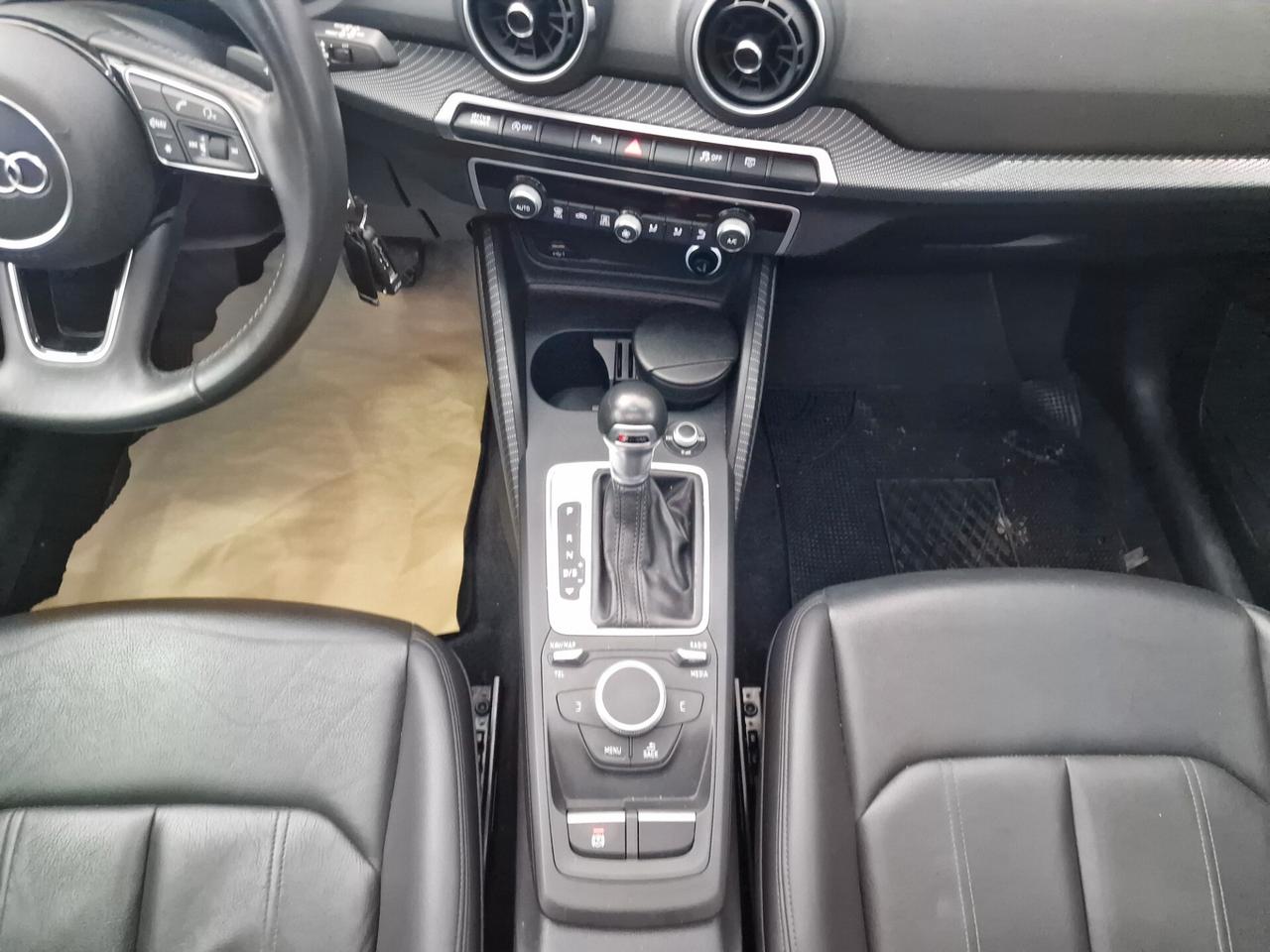 Audi Q2 30 TDI S tronic TETTO, LUCI AMBIENTE, IVA ESPOSTA