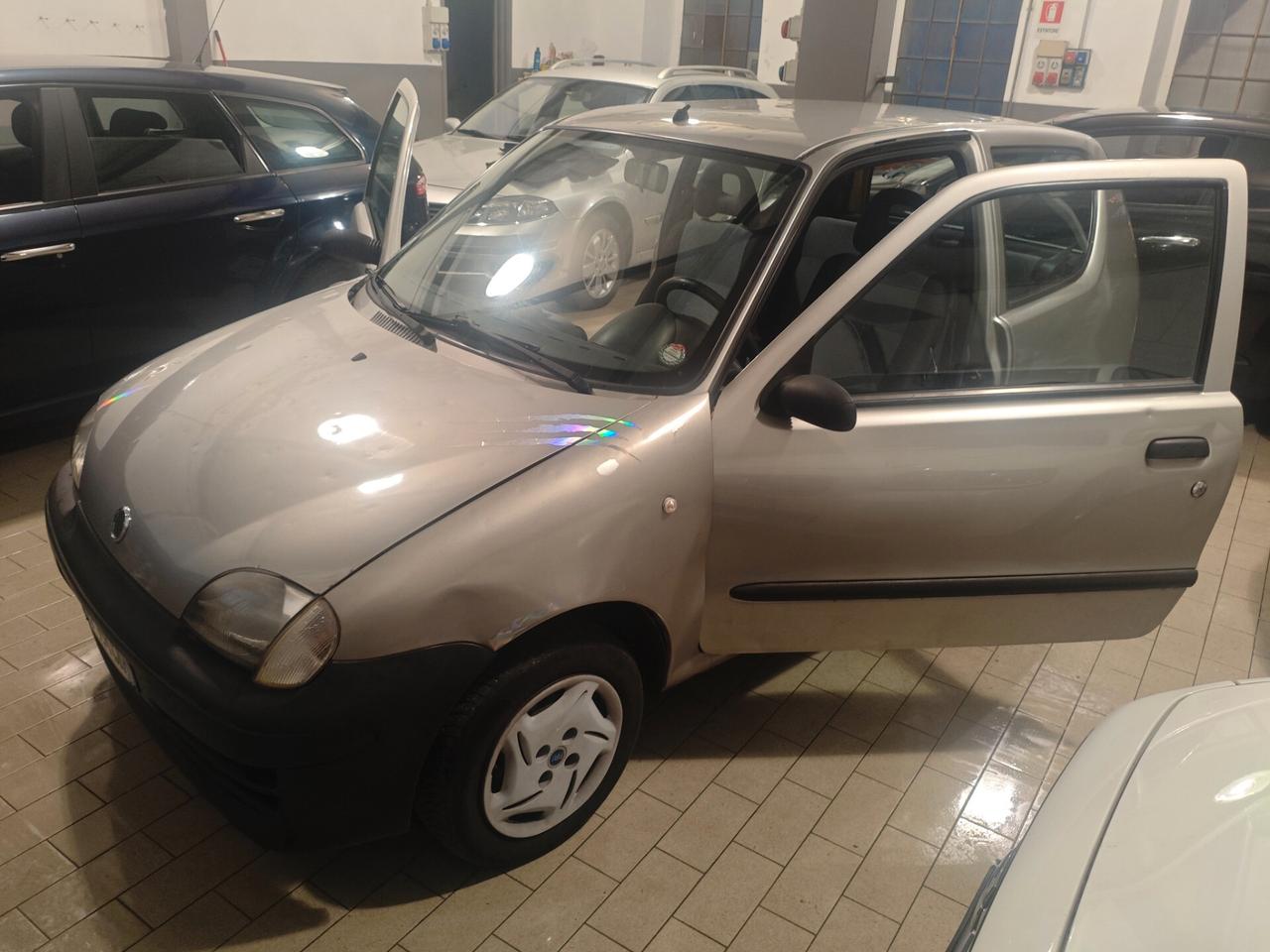 Fiat 600 1.1 Active