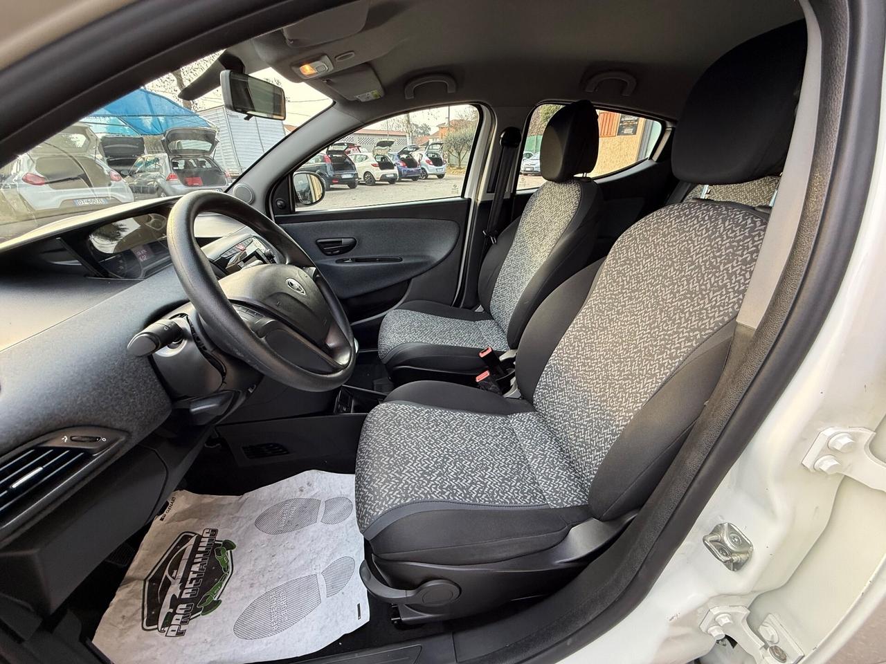 Lancia Ypsilon 1.2 69 CV 5 porte GPL Ecochic Elefa