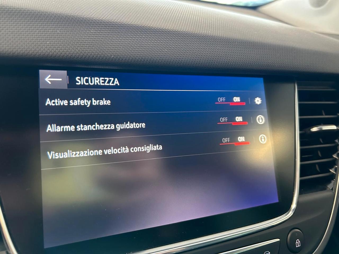 Opel Crossland EDITION 1.2 Turbo 110 CV SPOTICAR