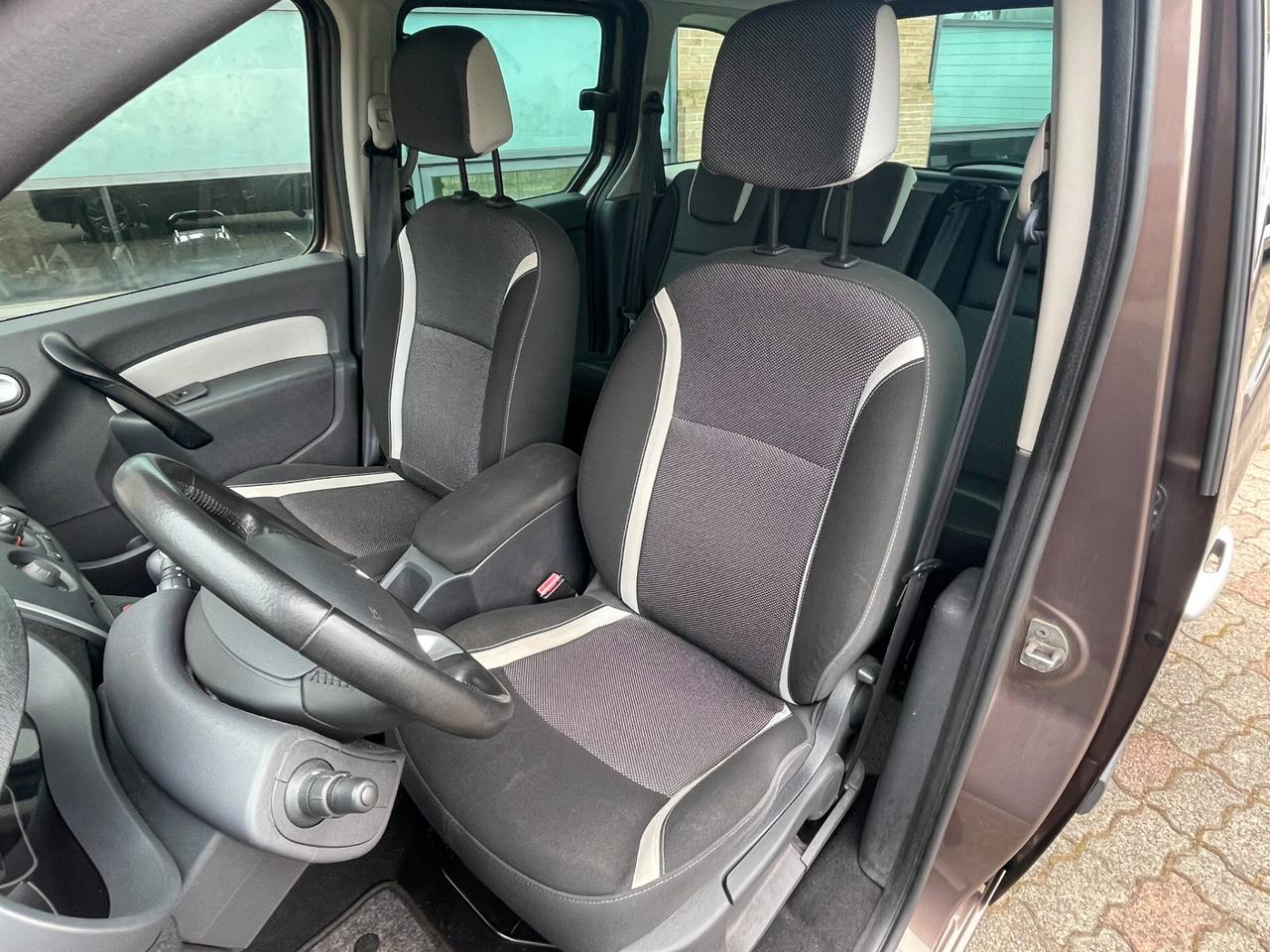 Renault Kangoo 1.2 TCe 115CV 5 porte Stop & Start Extrem