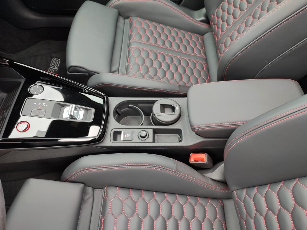 Audi A3 PERFORMANCE TETTO APRIBILE STRAFULL PARI A KM 0