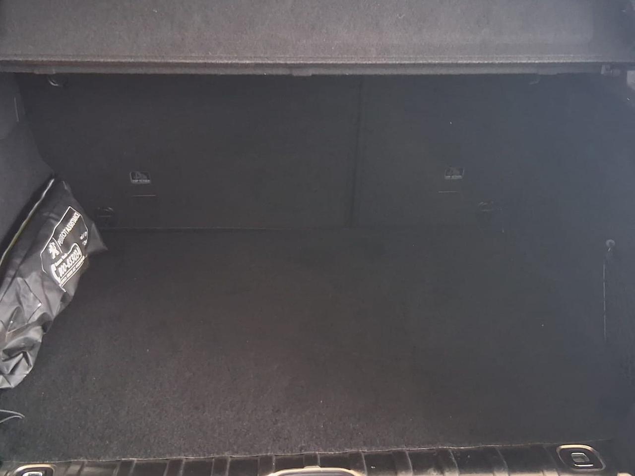 Peugeot 2008 1.6 bluehdi allure s&s 120cv my16