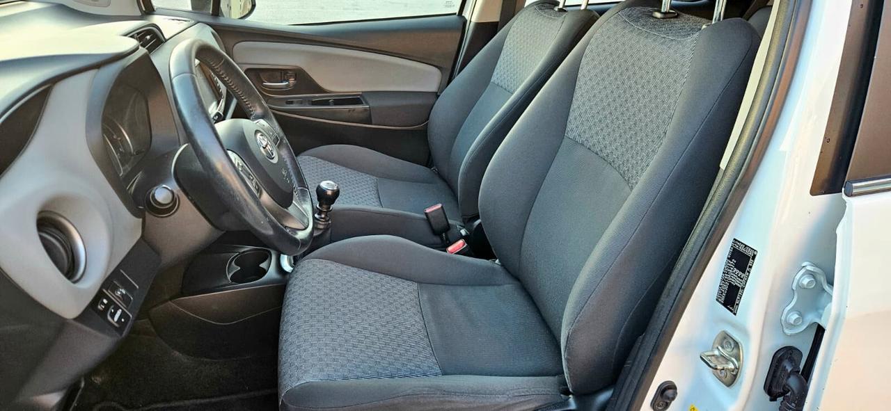 Toyota Yaris 1.4 D-4D 5 porte Lounge