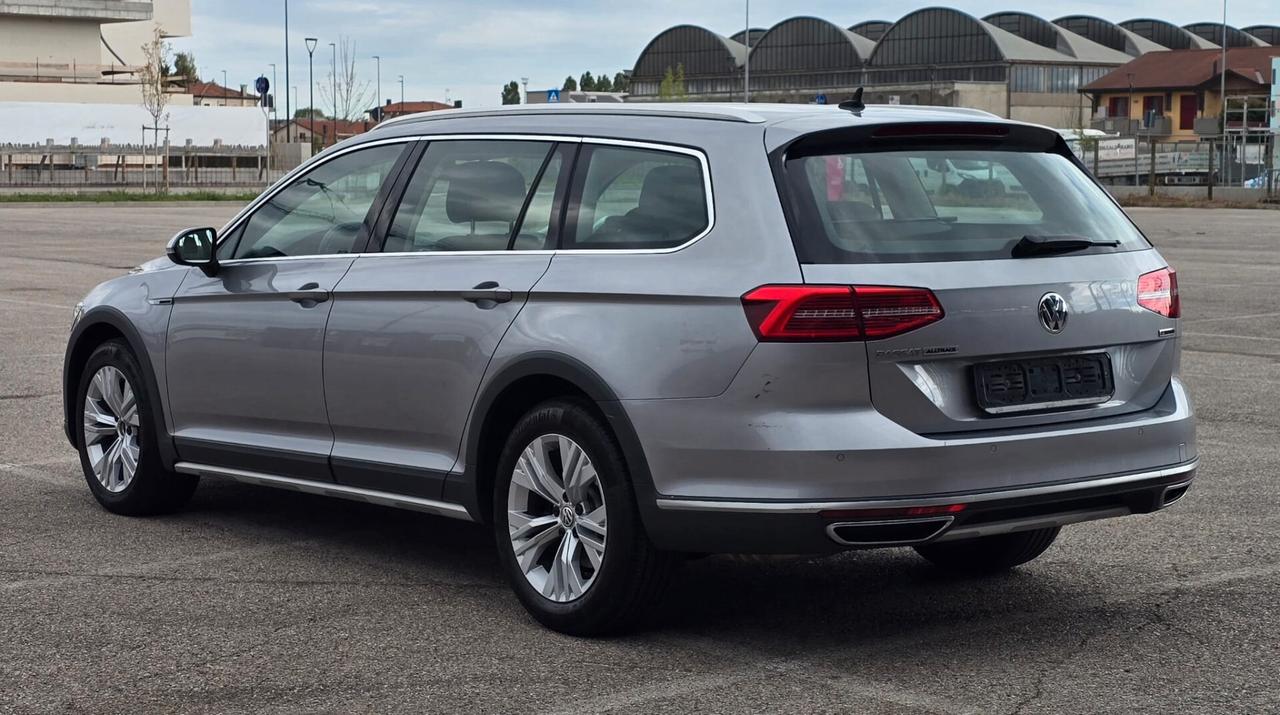 Volkswagen Passat Alltrack 2.0 TDI 190 CV 4MOTION DSG BMT