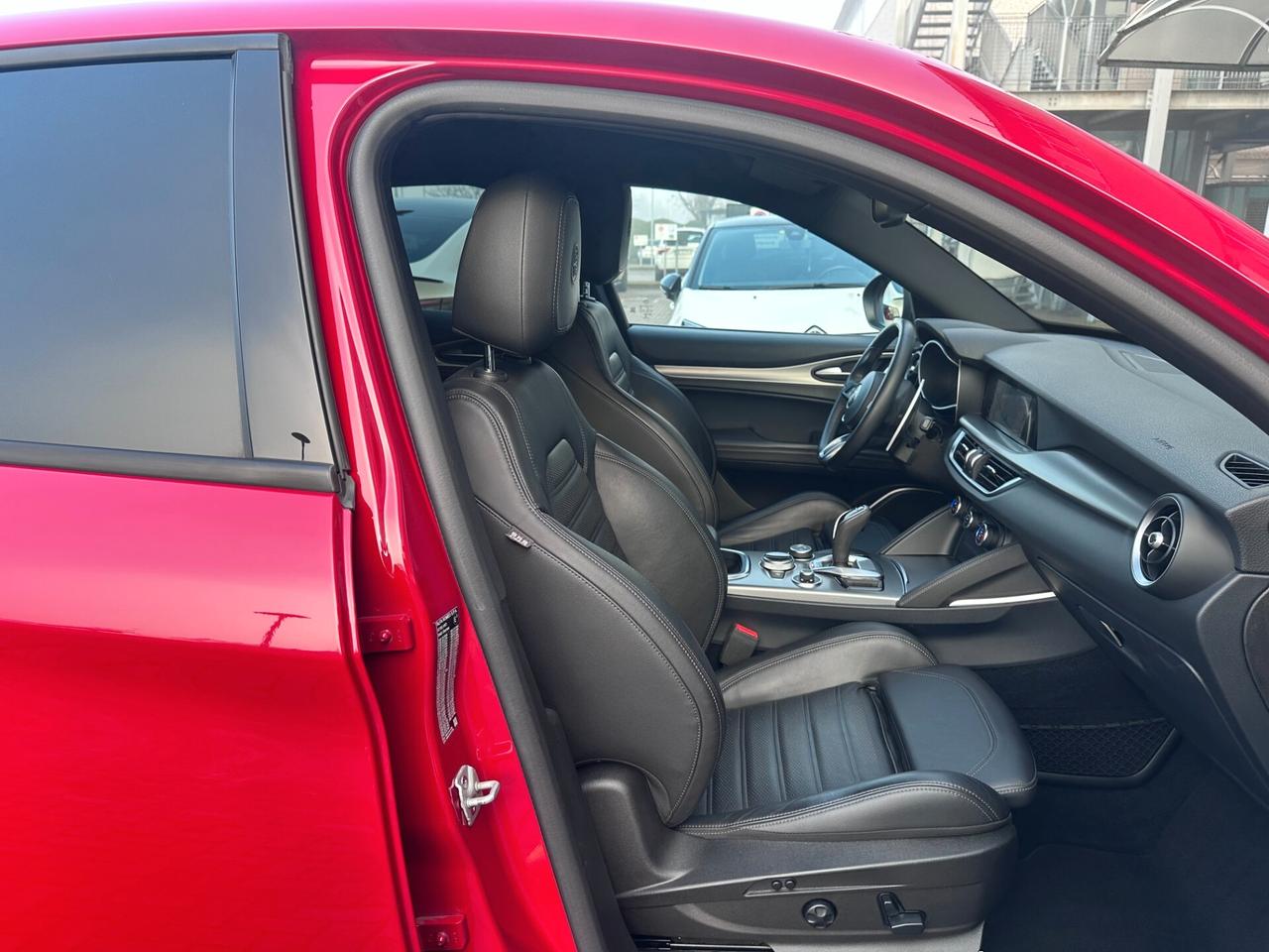 AlfaRomeo Stelvio 2.2d 210CV Q4 VELOCE EURO6D PELLE XENO RETROCAMERA