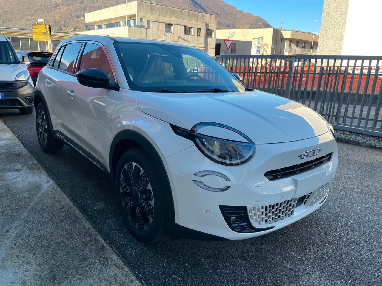 Fiat 600 Hybrid 145 CV DCT MHEV La Prima