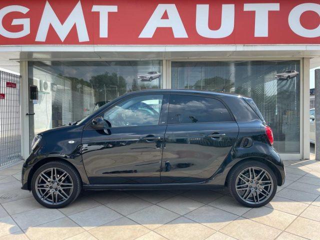 SMART ForFour 0.9 90CV BRABUS STYLE PANORAMA LED NAVIGATORE