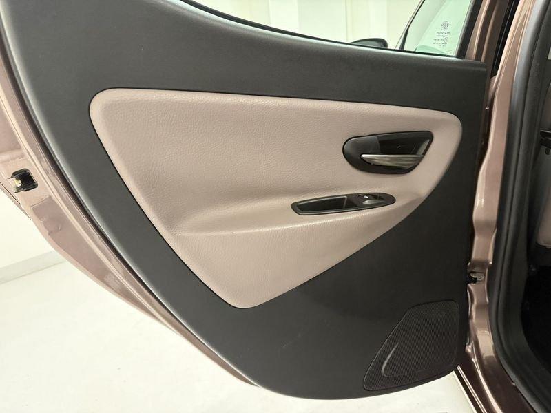 Lancia Ypsilon Ypsilon 1.2 69 CV 5Pt GPL Ecochic Elle - UNICO PROPRIETARIO