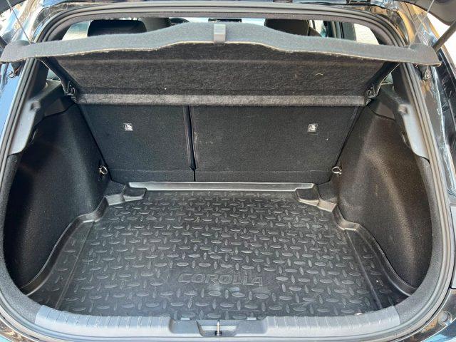 TOYOTA Corolla 1.8 Hybrid Active