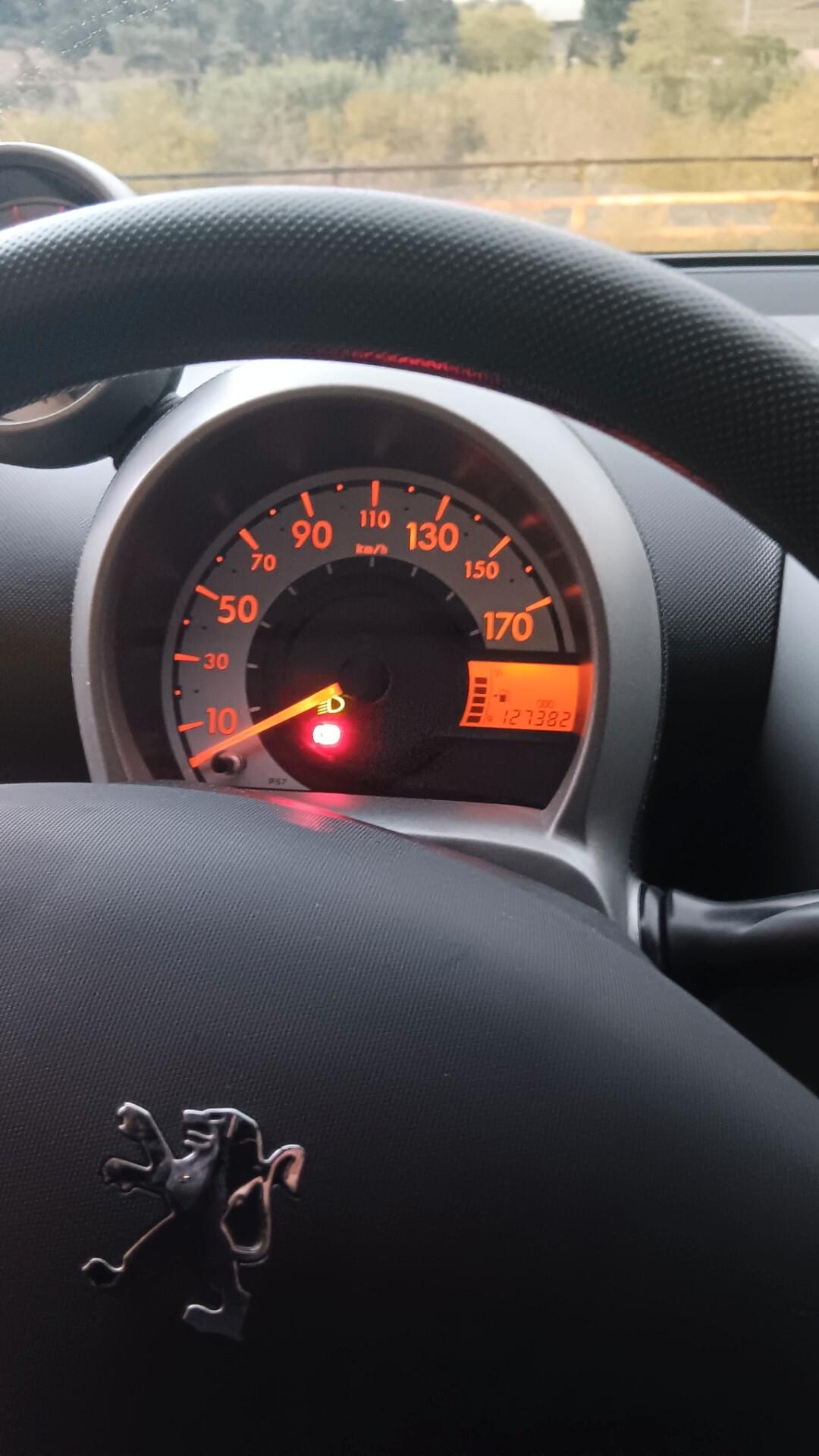 Peugeot 107 1.0 68CV 5p. Plaisir