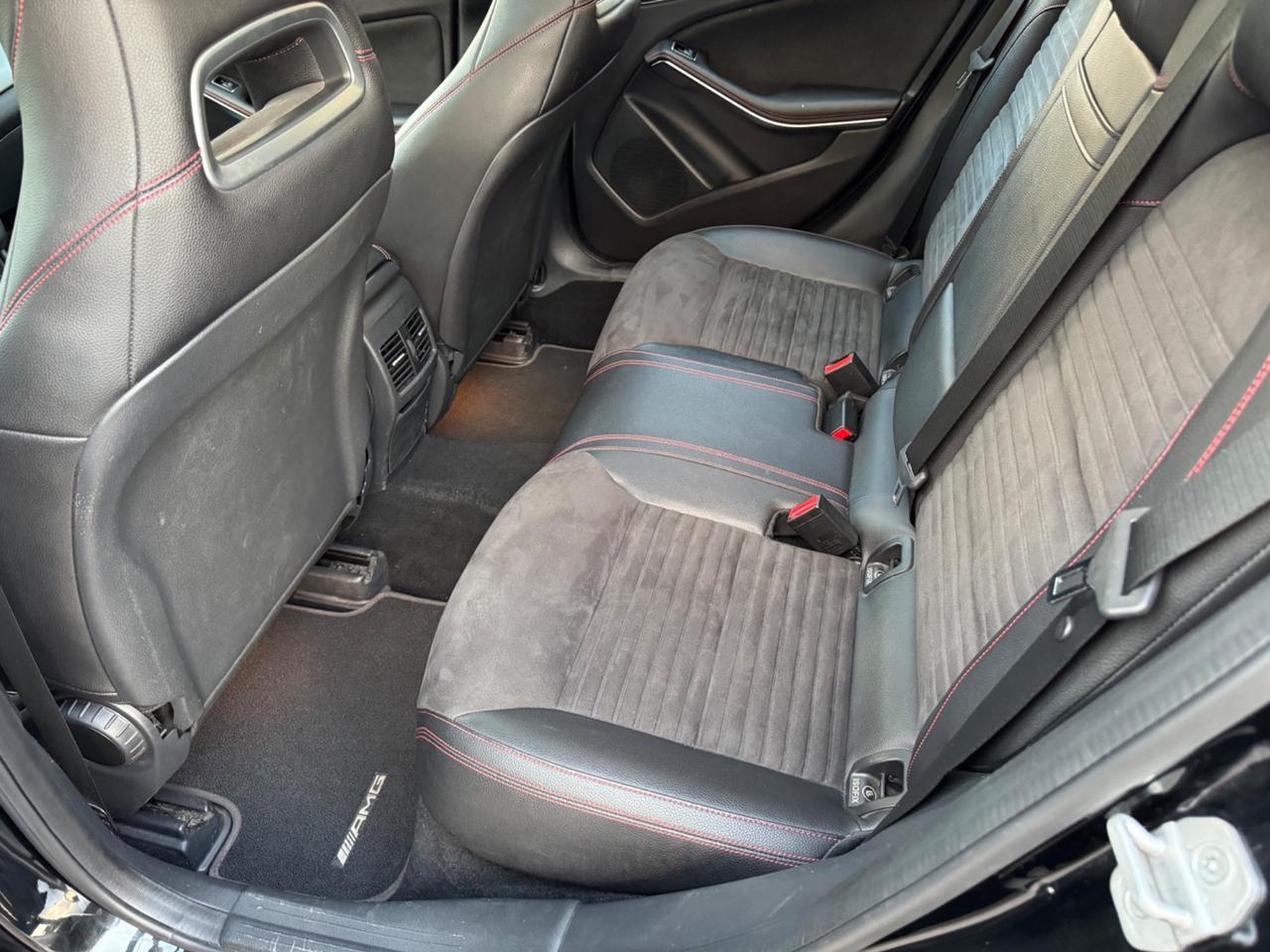 Mercedes-benz GLA 200 d Automatic 4Matic Premium