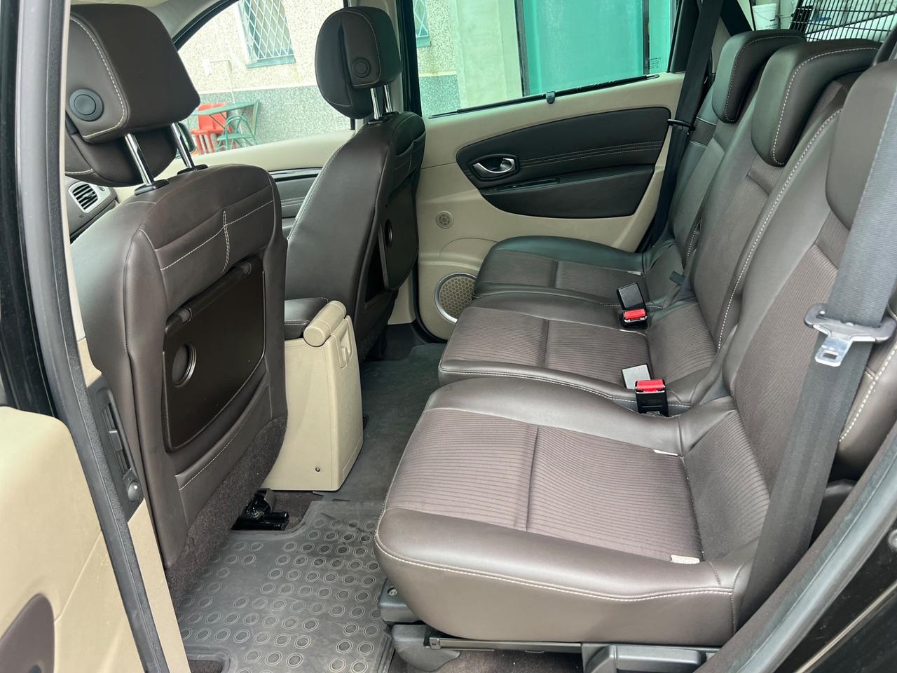 Renault Scenic Scénic 1.9 d - 7 POSTI Garanzia 12 mesi