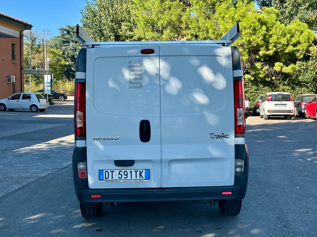 Renault Trafic T27 2.0 dCi/115 PC-TN Furgone DPF