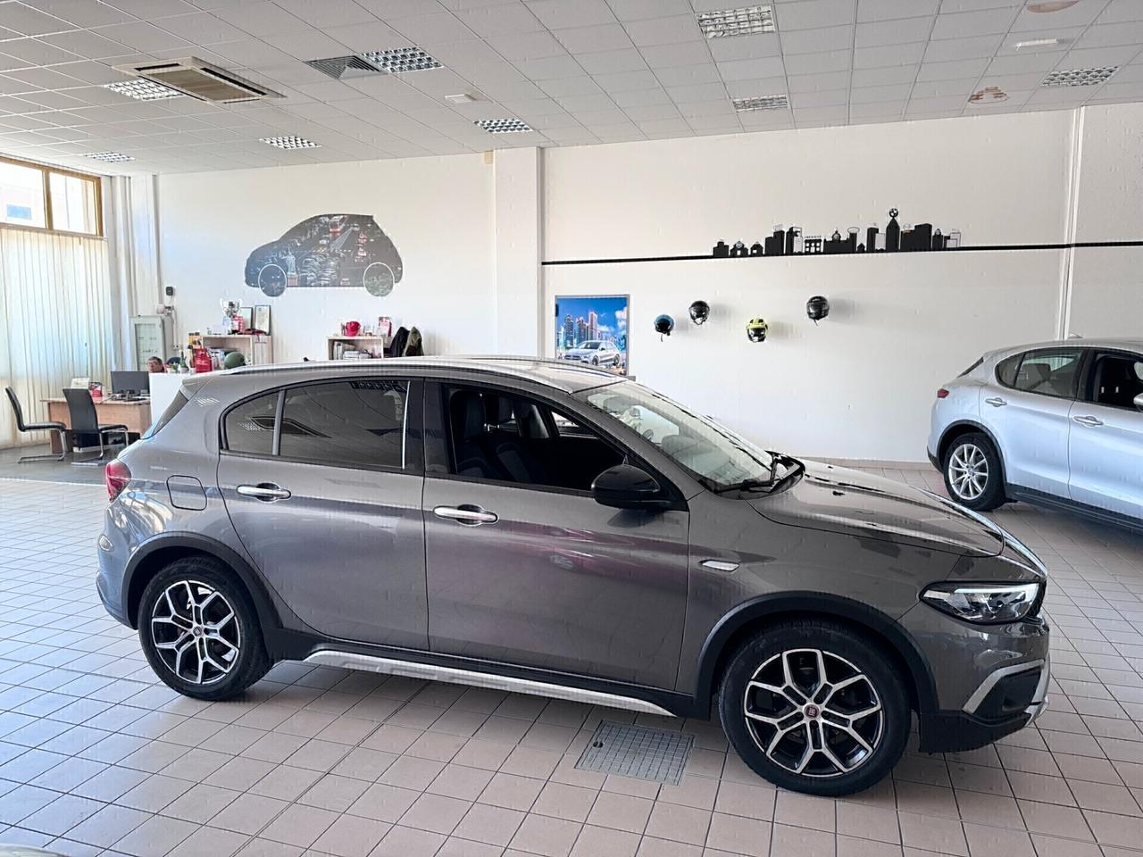 Fiat Tipo 1.6 Mjt S&S 5 porte Cross