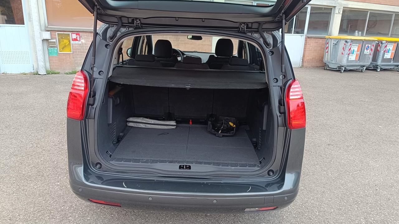 Peugeot 3008 BlueHDi 120 S&S Business