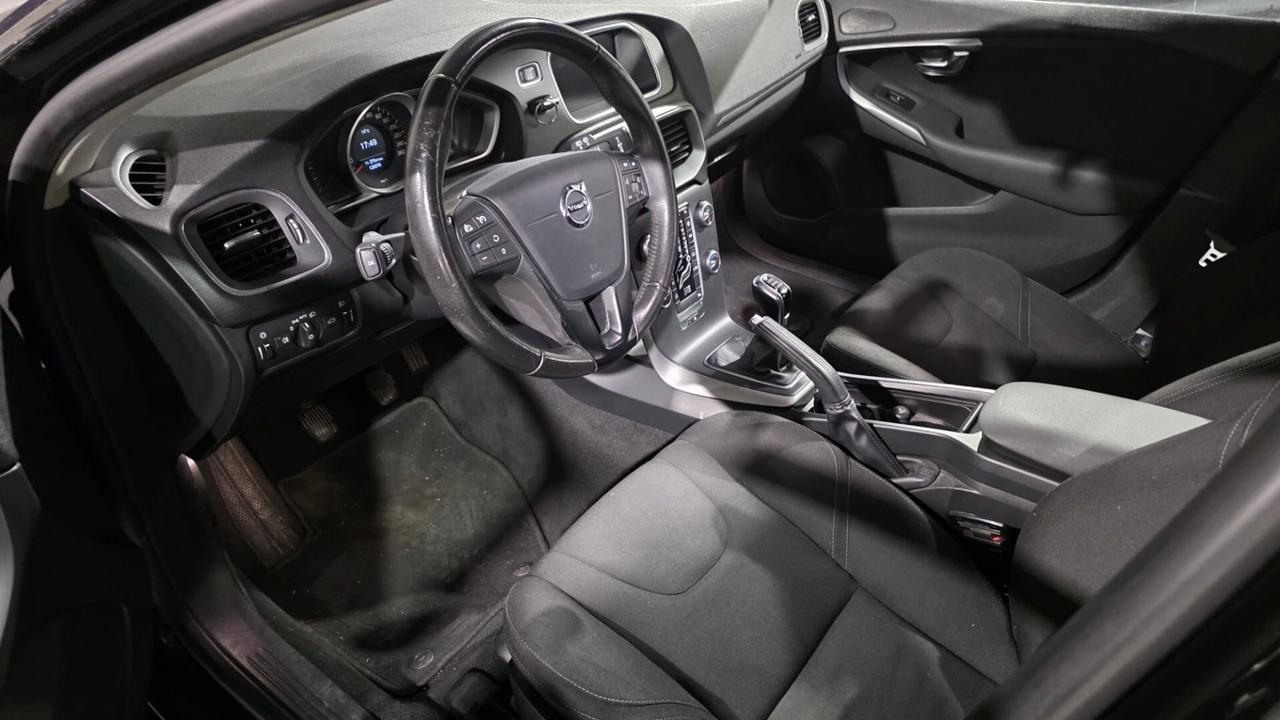 Volvo V40 D2 Business
