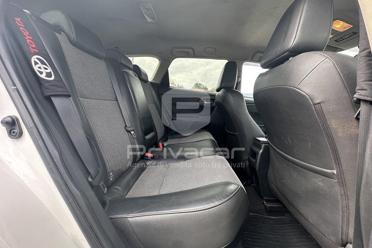 TOYOTA Auris Touring Sports 1.8 Hybrid Lounge