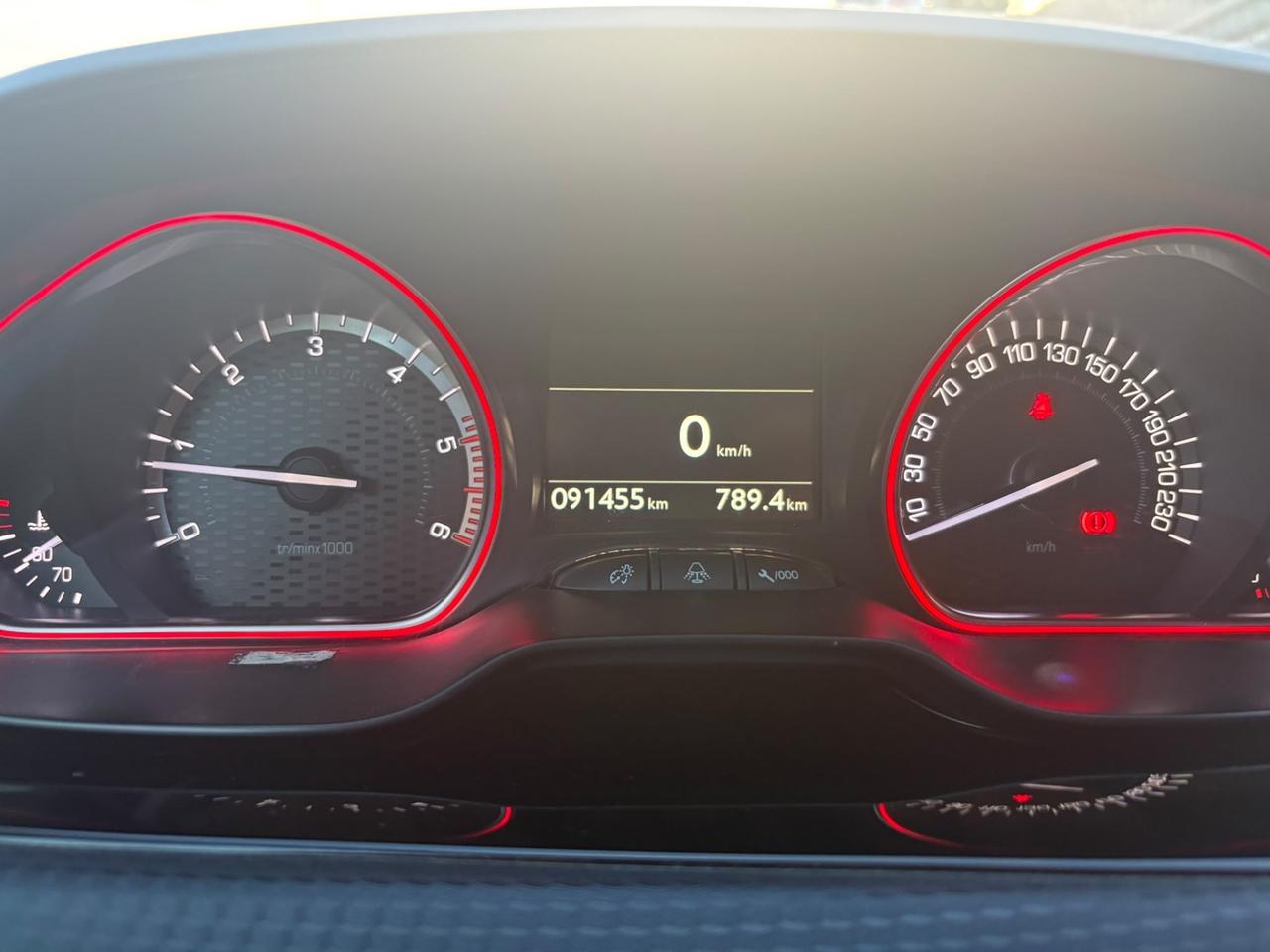 Peugeot 2008 BlueHDi GT Line Unipro 2016