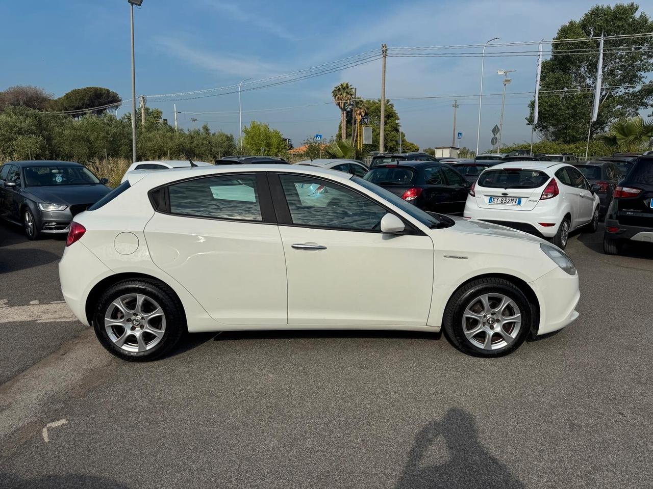 Alfa Romeo Giulietta 1.6 JTDM-2 105CV DISTINCTIVE 2012