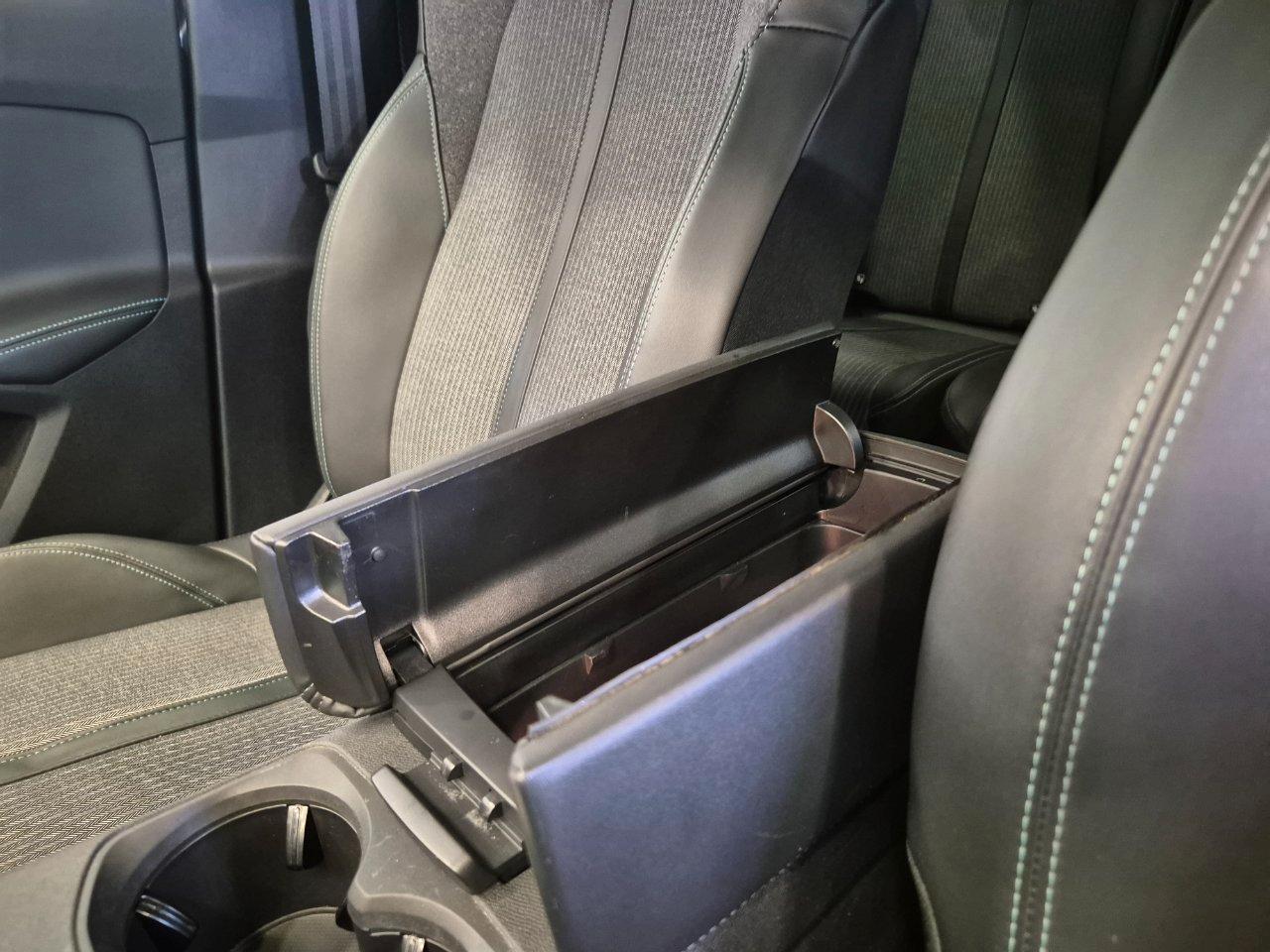 Peugeot 5008 1.5 bluehdi Allure s&s 130cv eat8 - NEOPATENTATI - Carplay - Cam - Cruise/Lim