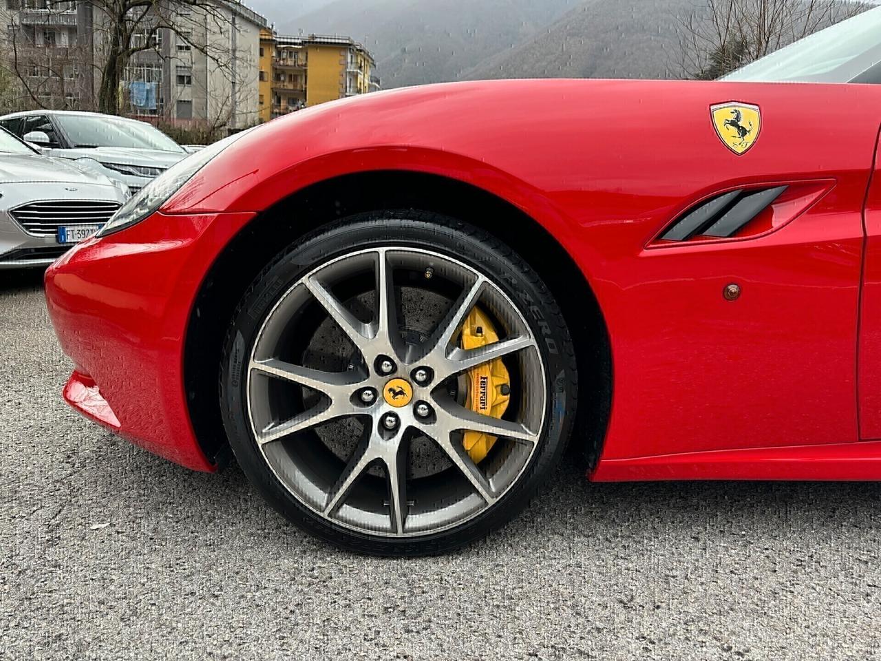 Ferrari California DCT 4.3 V8 460 CV