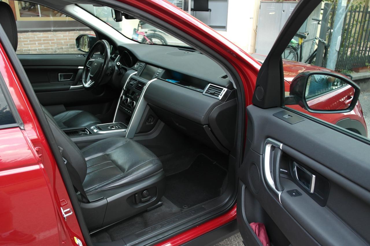 Land Rover Discovery Sport 2.0 TD4 180 CV HSE