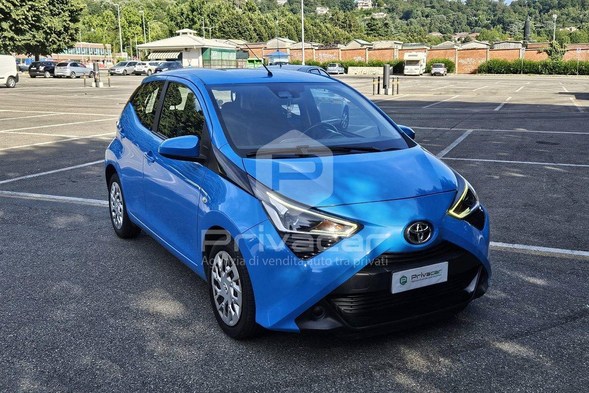 TOYOTA Aygo Connect 1.0 VVT-i 72 CV 5 porte x-play