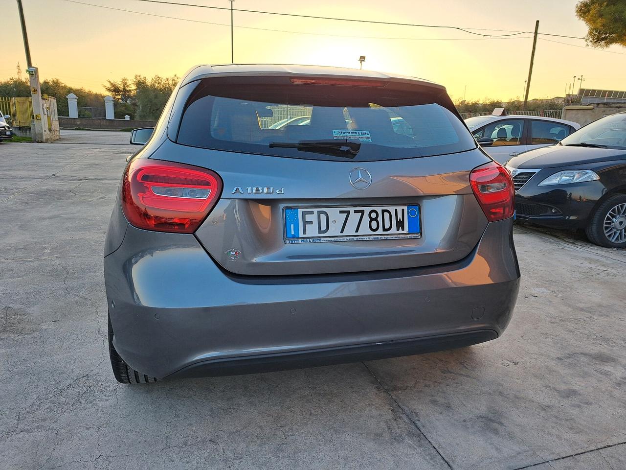 Mercedes-benz A 180 Sport - 2016