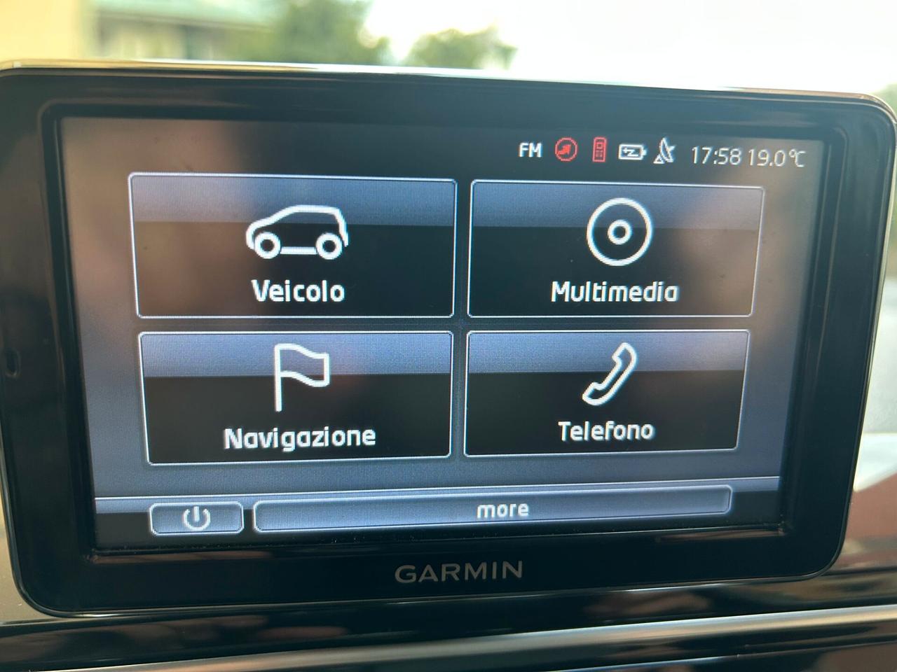 Volkswagen up! 1.0 75 CV 3p. high NAVI