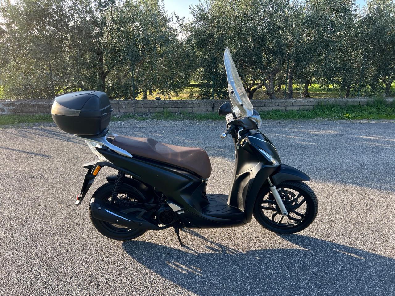 KYNCO PEOPLE S 125