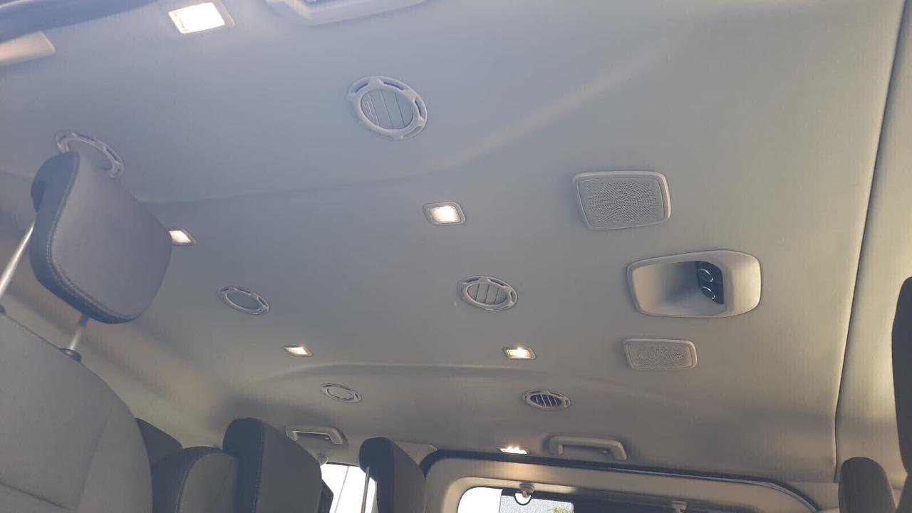 Ford Tourneo Custom 320 2.0 EcoBlue 130CV aut. PL Trend
