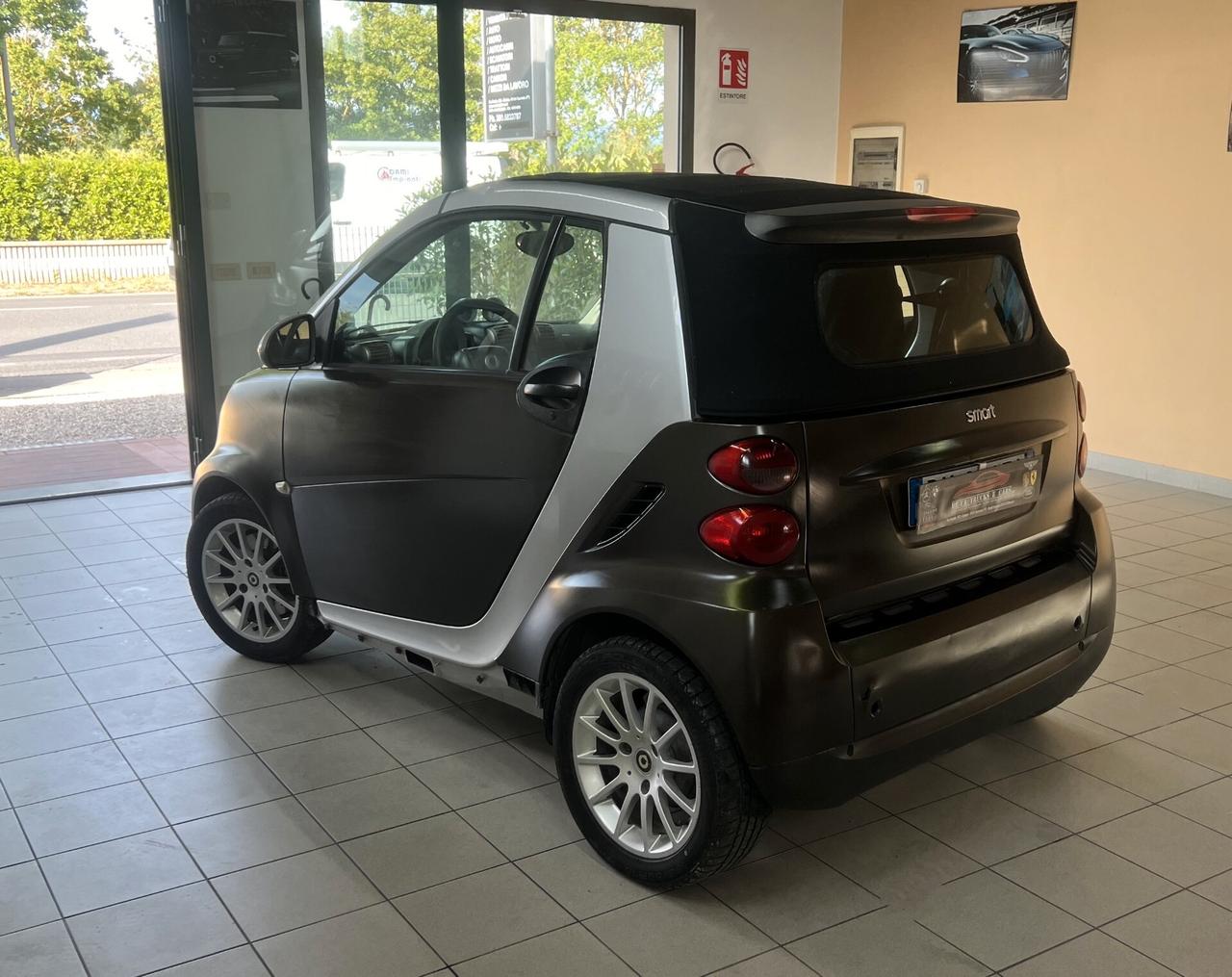 Smart ForTwo 1000 52 kW cabrio limited two